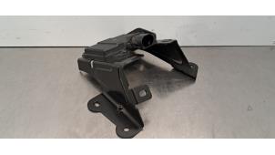 Gebruikte Radar sensor Hyundai Tucson (NX) 1.6 T-GDI Hybrid 48V Prijs € 163,35 Inclusief btw aangeboden door Autohandel Didier