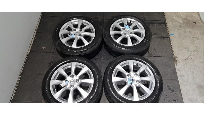 Kit jantes + pneumatiques Opel Corsa