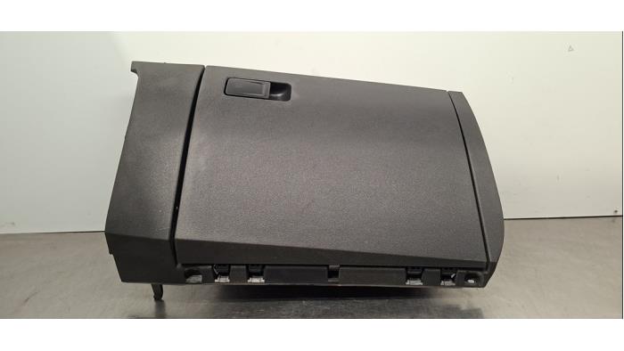 Boîte à gants Volkswagen Polo