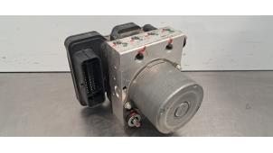 Gebruikte ABS Pomp Suzuki S-Cross (JY) 1.5 Dualjet Hybrid Prijs € 266,20 Inclusief btw aangeboden door Autohandel Didier