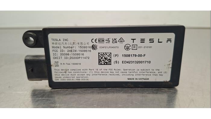 Antenne bluetooth Tesla Model Y