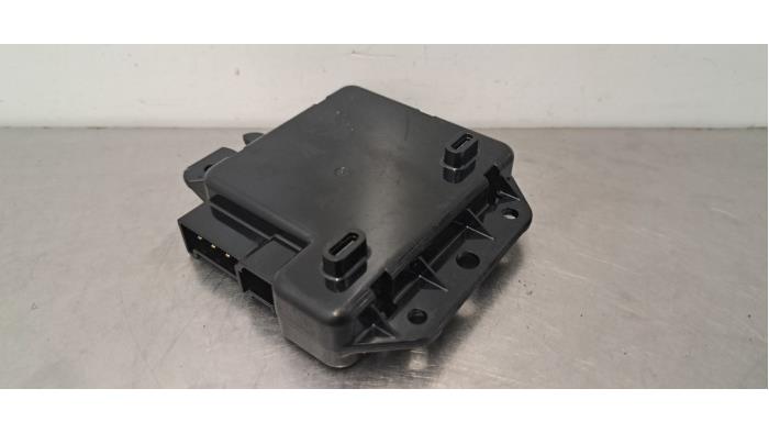 Module (divers) Tesla Model Y