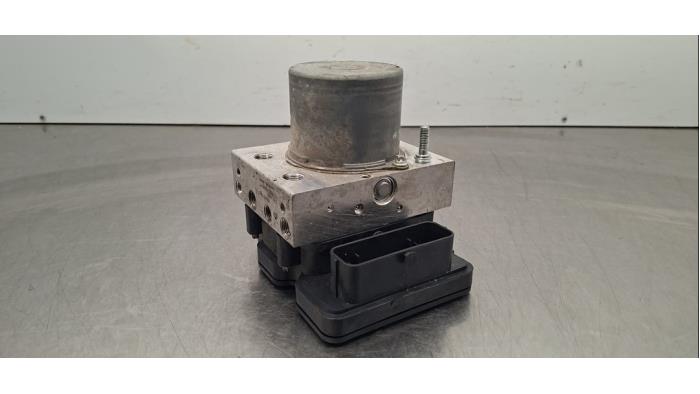 Pompe ABS Tesla Model Y