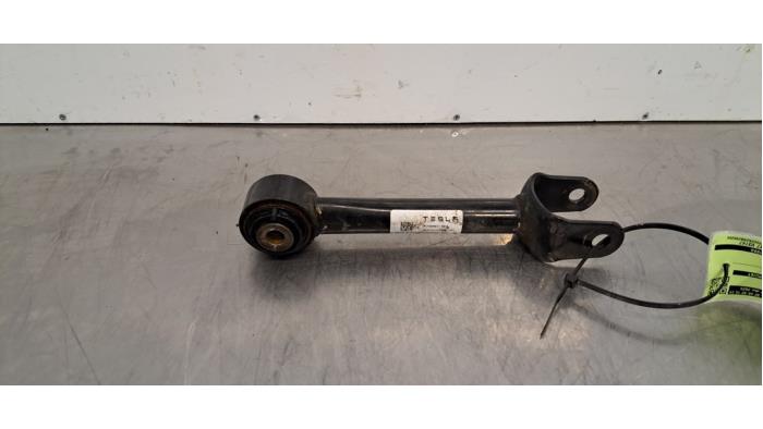 Bras de suspension arrière droit Tesla Model Y