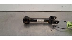 Gebruikte Draagarm rechts-achter Tesla Model Y (5YJY) Long Range,Performance Prijs € 48,40 Inclusief btw aangeboden door Autohandel Didier