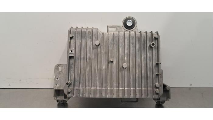 Ordinateur contrôle fonctionnel Tesla Model Y