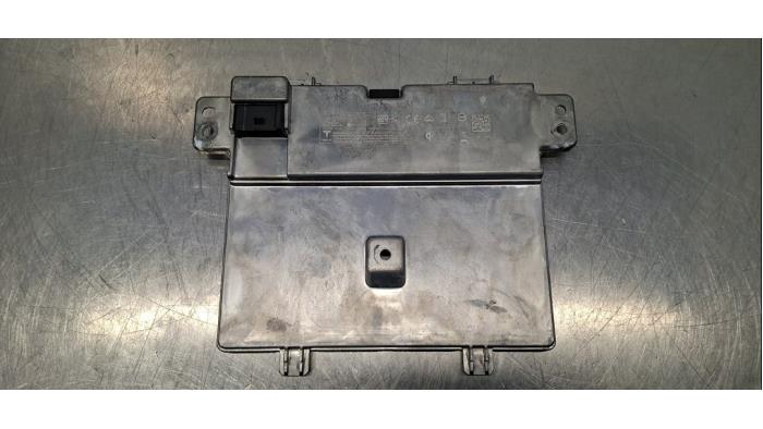 Chargeur sans fil Tesla Model Y