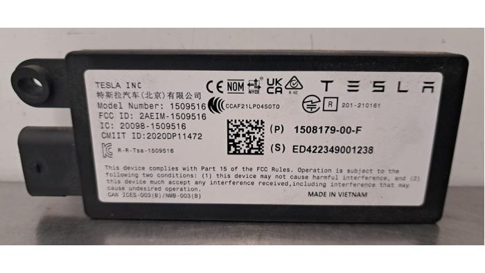 Antenne bluetooth Tesla Model Y