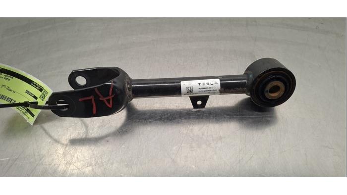 Bras de suspension arrière gauche Tesla Model Y