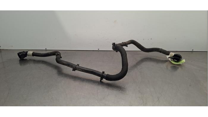 Tuyau radiateur Tesla Model Y