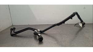 Gebruikte Slang (diversen) Tesla Model Y (5YJY) Long Range,Performance Prijs € 54,45 Inclusief btw aangeboden door Autohandel Didier