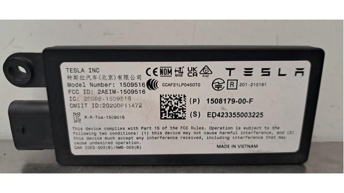 Antenne bluetooth Tesla Model Y