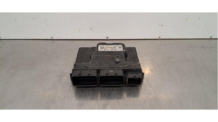 Ordinateur gestion moteur Mercedes CLA