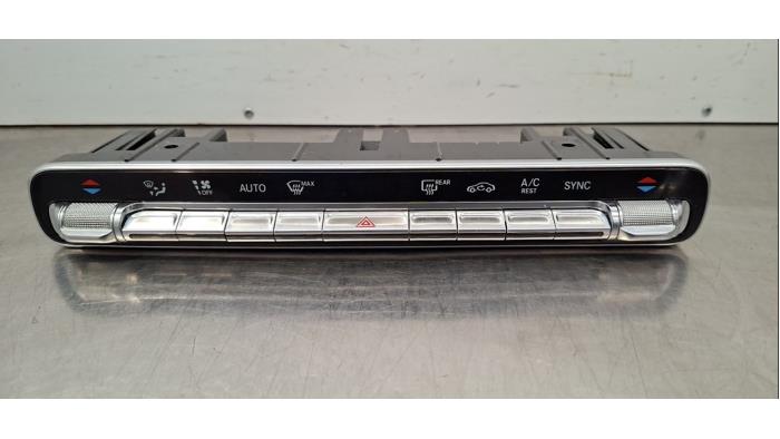 Panneau de commande clim Mercedes CLA
