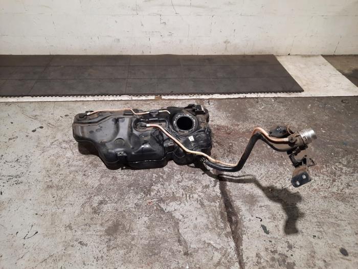 Réservoir de carburant Skoda Scala