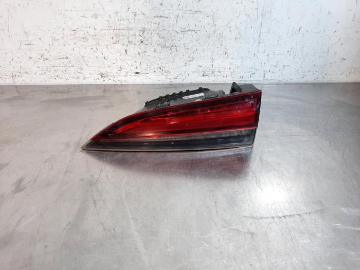 Feu arrière droit Skoda Scala