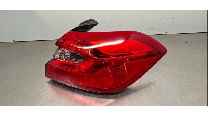 Feu arrière droit Ford Fiesta