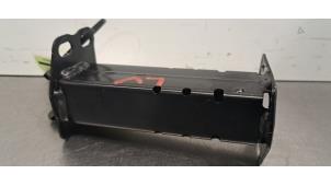 Gebruikte Frontdeel steun Toyota Yaris IV (P21/PA1/PH1) 1.5 12V Hybrid Prijs € 42,35 Inclusief btw aangeboden door Autohandel Didier