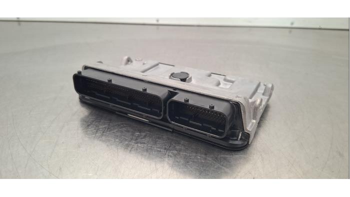 Ordinateur gestion moteur Toyota Yaris