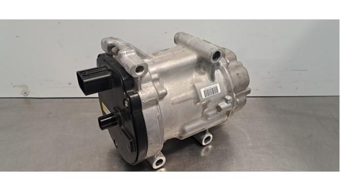 Pompe clim Toyota Yaris
