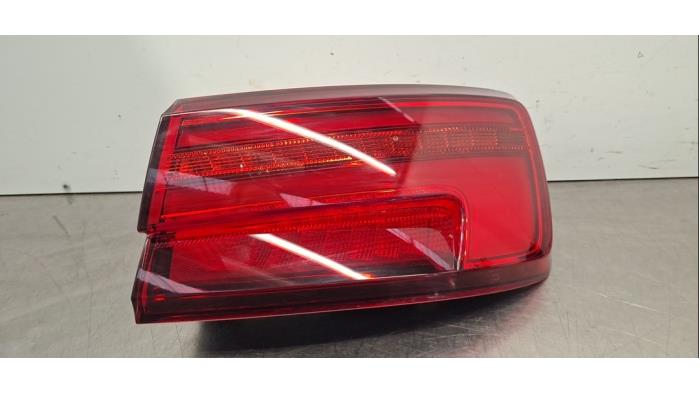 Feu arrière droit Audi A3