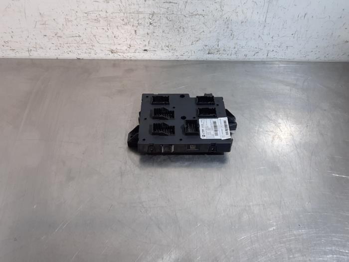 Ordinateur contrôle fonctionnel MG MG4