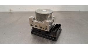 Gebruikte ABS Pomp Dacia Jogger 1.0 TCe 110 12V Prijs € 133,10 Inclusief btw aangeboden door Autohandel Didier