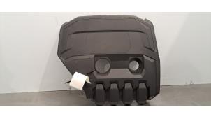 Gebruikte Afdekplaat motor Volkswagen Golf VIII (CD1) 1.5 eTSI 16V Prijs € 42,35 Inclusief btw aangeboden door Autohandel Didier