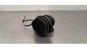 Gebruikte Luchtmassameter Peugeot 308 (F3/FB/FH/FM/FP) 1.6 16V HYBRID 180 Prijs € 36,30 Inclusief btw aangeboden door Autohandel Didier