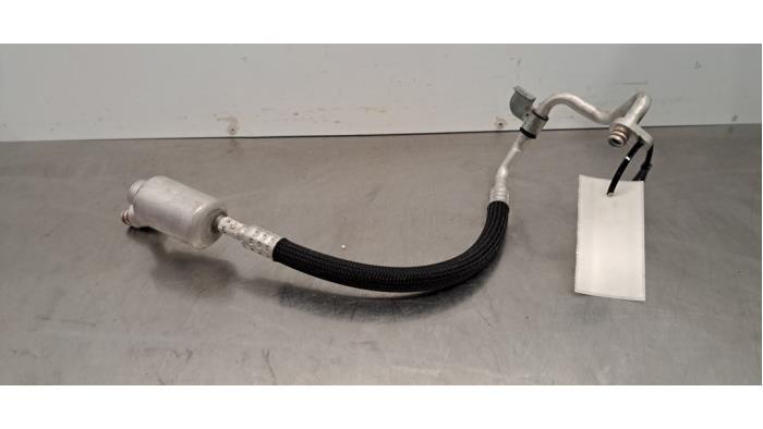 Tuyau clim Peugeot 308