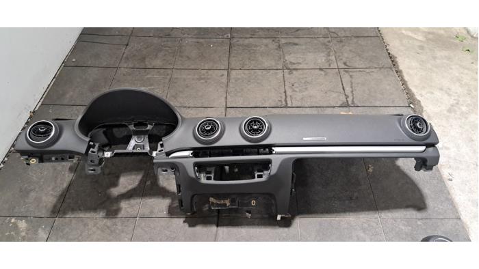 Kit airbag + tableau de bord Audi A3