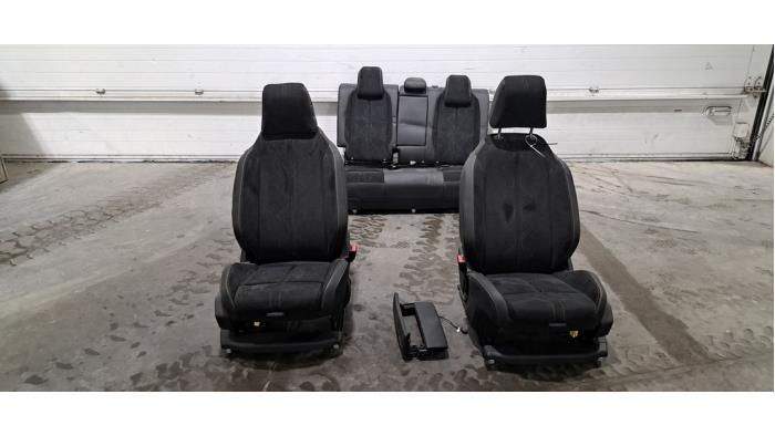 Kit revêtement (complet) DS Automobiles DS7 Crossback