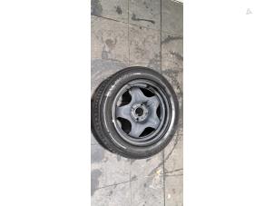 Gebruikte Velg + Band Citroen C3 (SX/SW) 1.5 Blue HDi 100 16V Prijs € 66,55 Inclusief btw aangeboden door Autohandel Didier