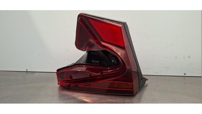 Feu arrière gauche Toyota C-HR