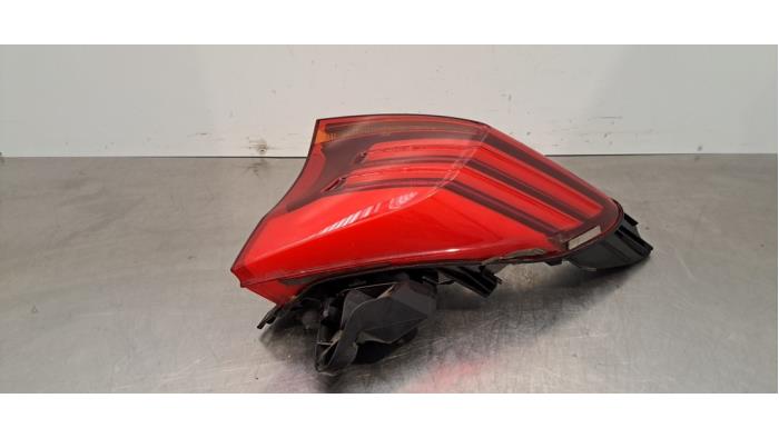 Feu arrière droit Toyota C-HR