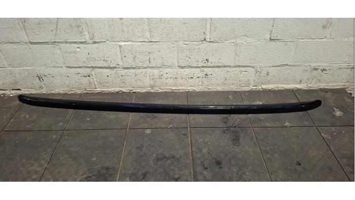 Rail de toit gauche DS Automobiles DS7 Crossback