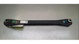 Gebruikte Draagarm links-achter DS Automobiles DS 7 Crossback 1.6 16V E-Tense 4x4 Prijs € 30,25 Inclusief btw aangeboden door Autohandel Didier