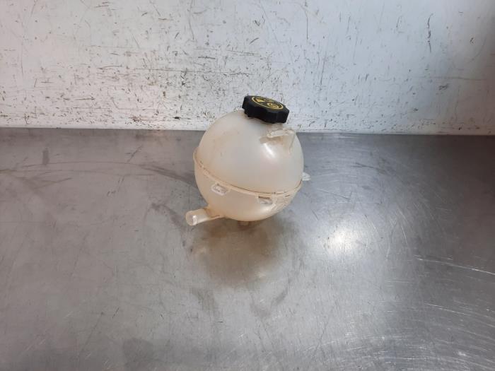 Réservoir d'expansion Opel Insignia