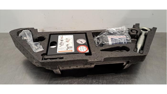 Kit de réparation pneus Volvo XC40