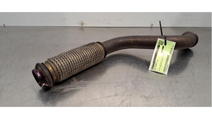 Tube échappement avant Opel Vivaro