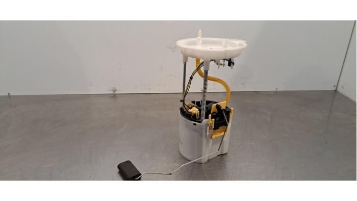 Pompe carburant électrique Volvo XC40