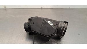 Gebruikte Intercooler Buis Volvo XC40 (XZ) 2.0 T4 Geartronic 16V Prijs € 42,35 Inclusief btw aangeboden door Autohandel Didier