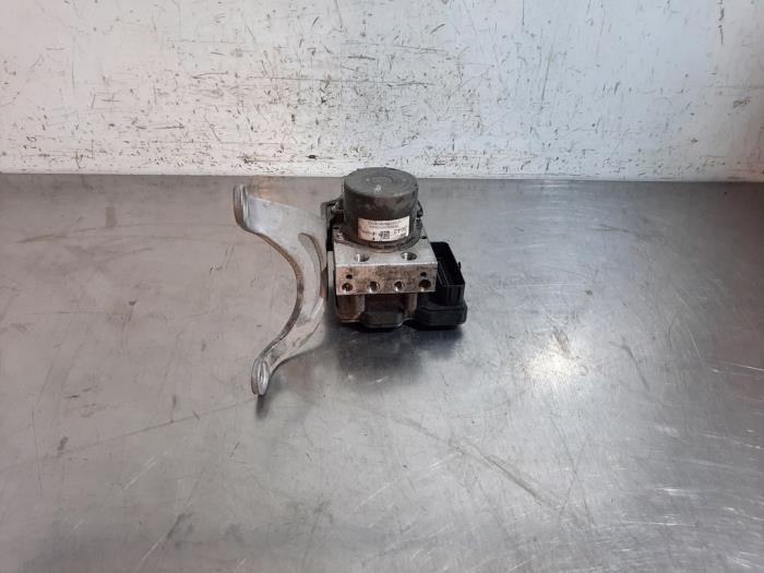 Assistant de freinage Opel Insignia