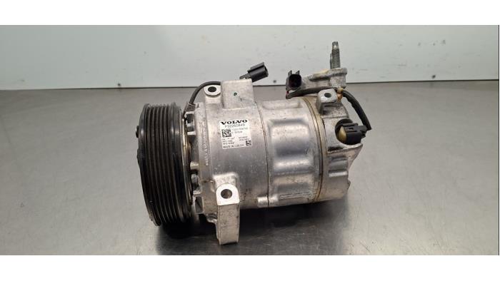 Pompe clim Volvo XC40