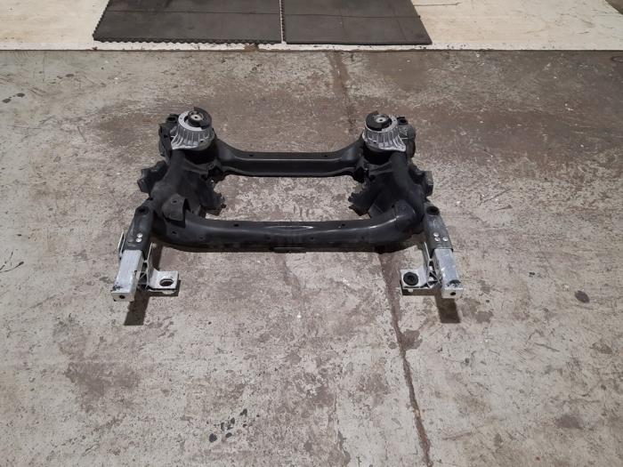 Faux châssis Mercedes C-Klasse