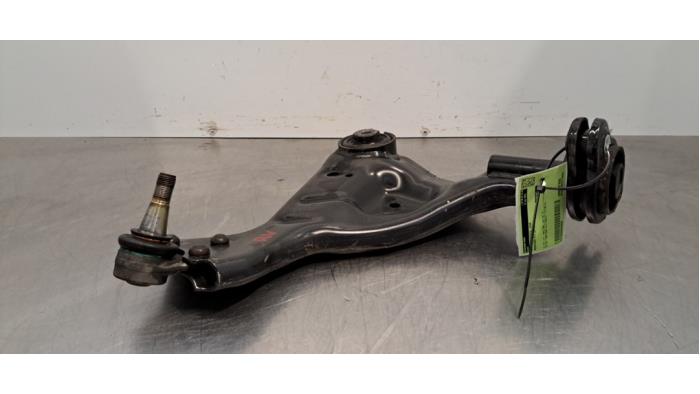 Bras de suspension avant droit Mercedes Vito
