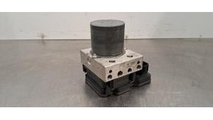 Gebruikte ABS Pomp Volvo XC40 (XZ) 2.0 T4 Geartronic 16V Prijs € 290,40 Inclusief btw aangeboden door Autohandel Didier