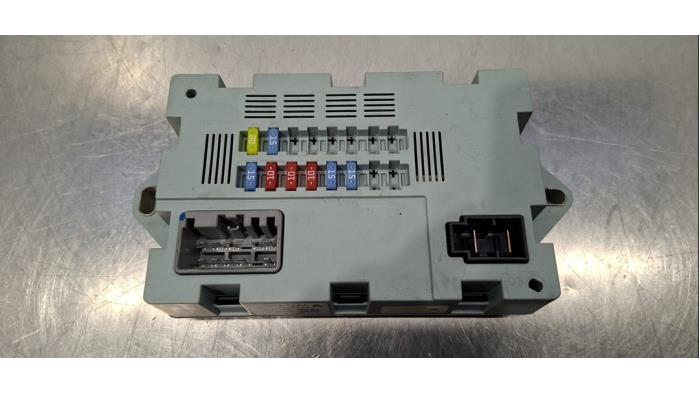 Boîte à fusibles Landrover Evoque