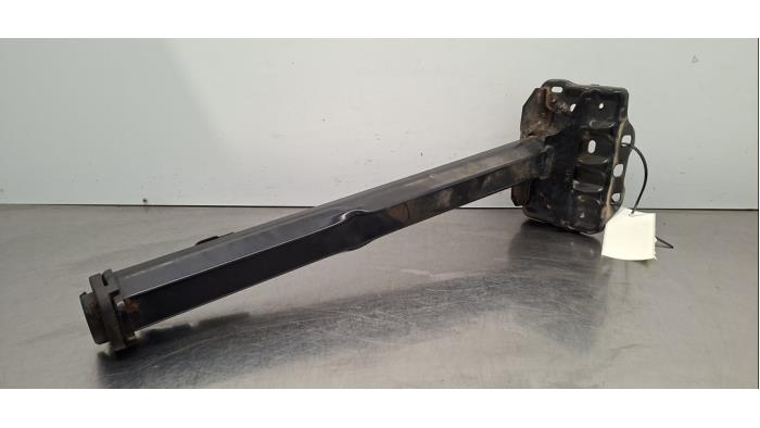 Support partie avant Peugeot 5008