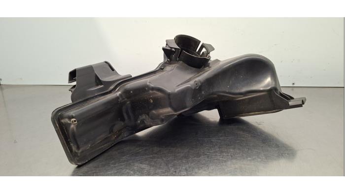 Guidage d'air Peugeot 5008